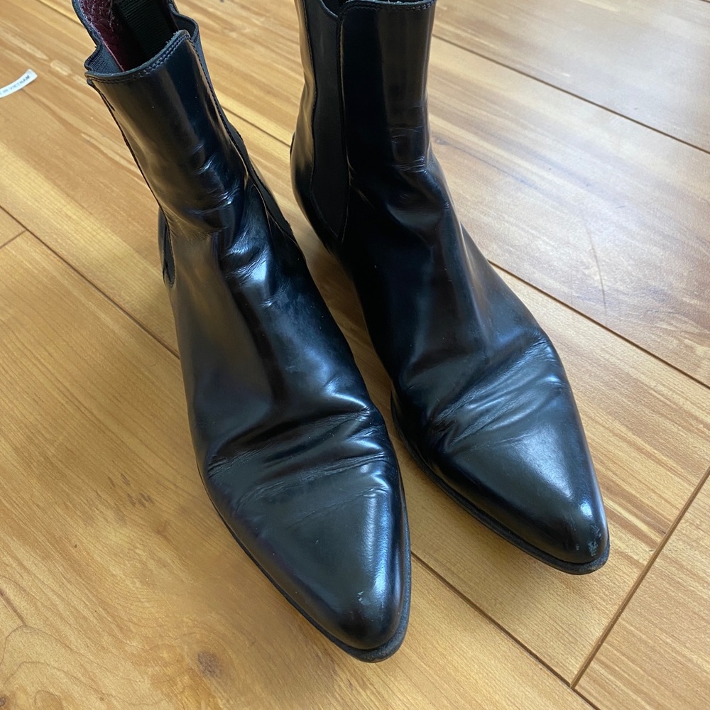 Tod’s Pointy Toe Ankle Boots. Great condition!